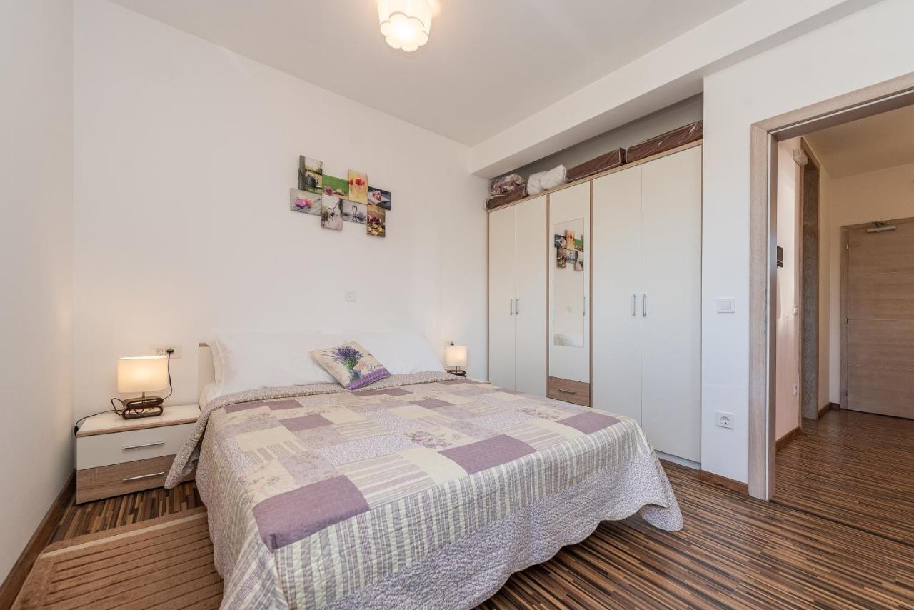 Antonio Apartments Sukošan Eksteriør billede