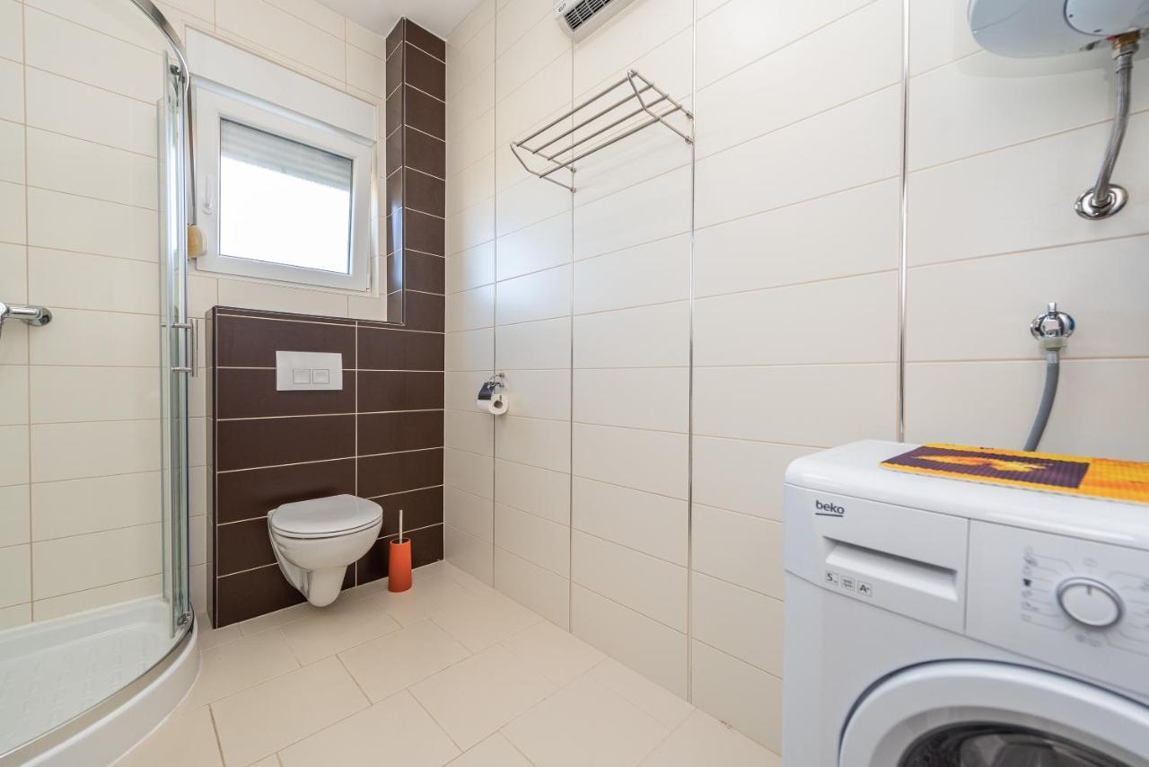 Antonio Apartments Sukošan Eksteriør billede