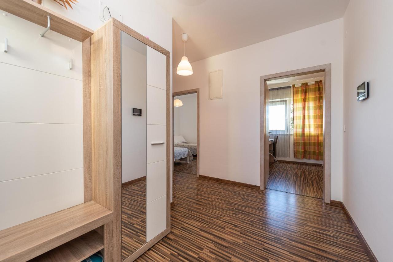 Antonio Apartments Sukošan Eksteriør billede