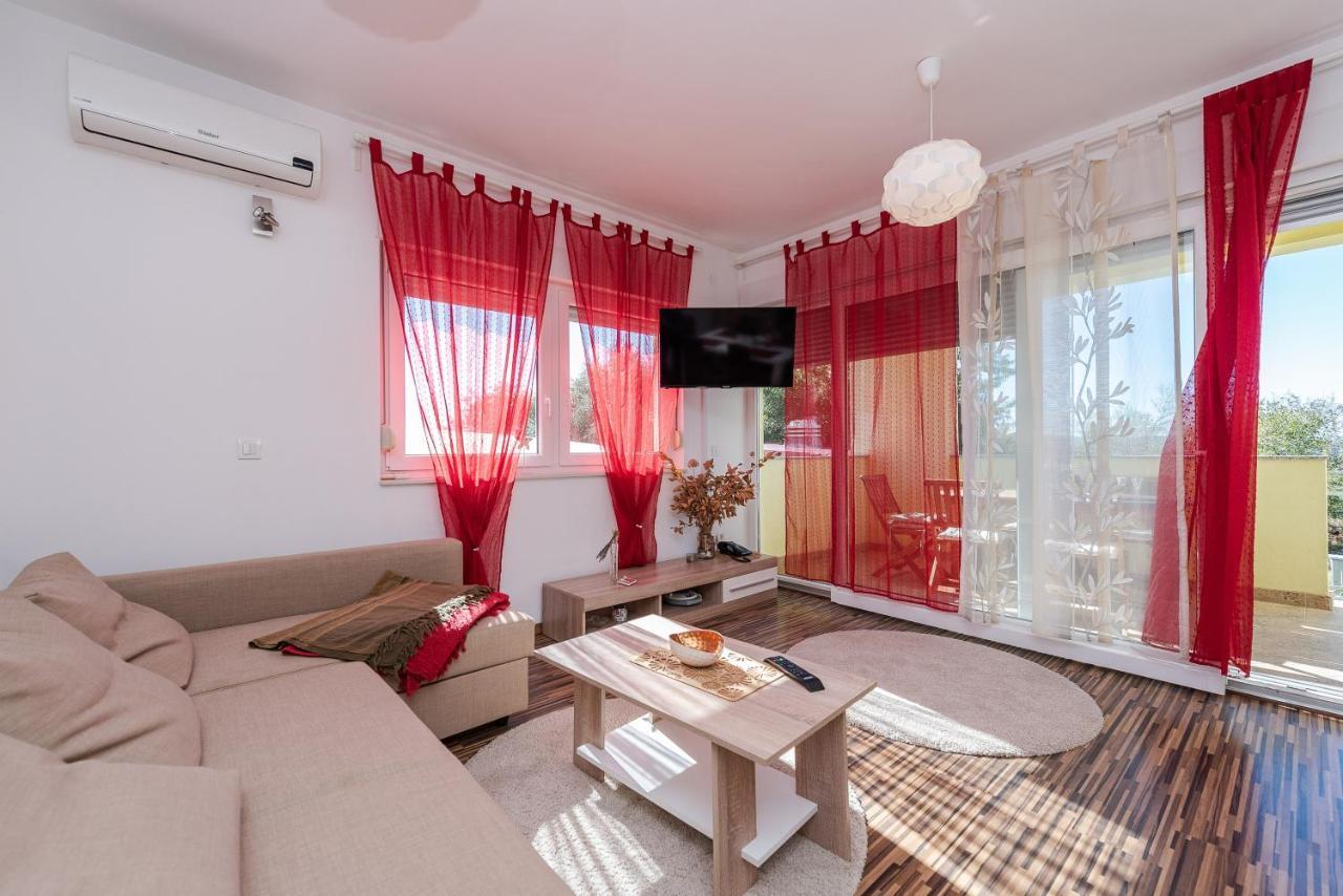 Antonio Apartments Sukošan Eksteriør billede