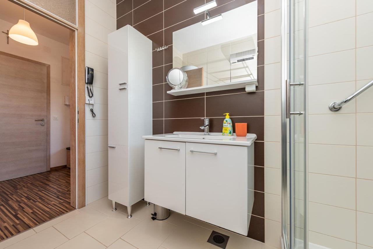 Antonio Apartments Sukošan Eksteriør billede