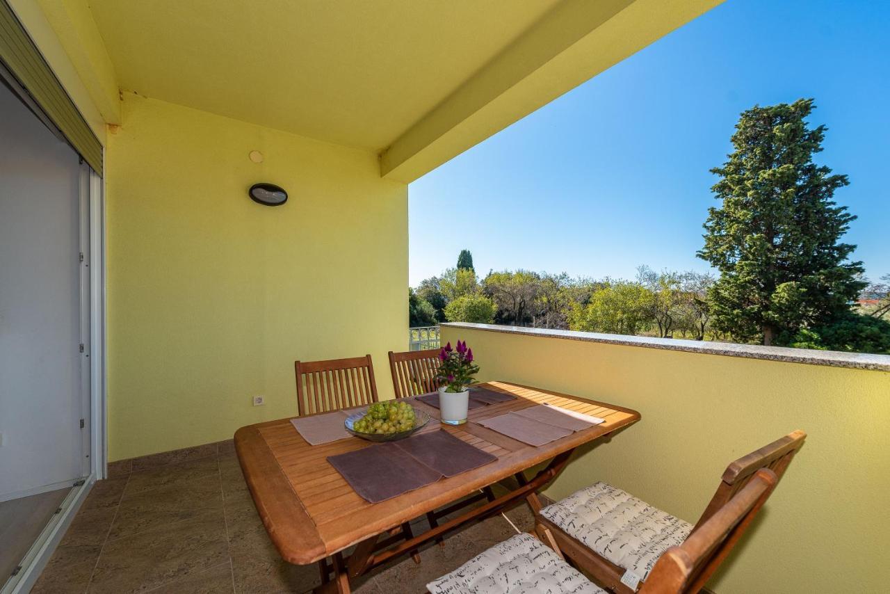 Antonio Apartments Sukošan Eksteriør billede